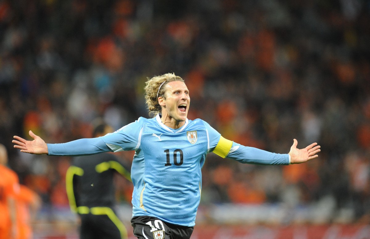 Diego Forlán pressenti entraîneur intérimaire de la Celeste