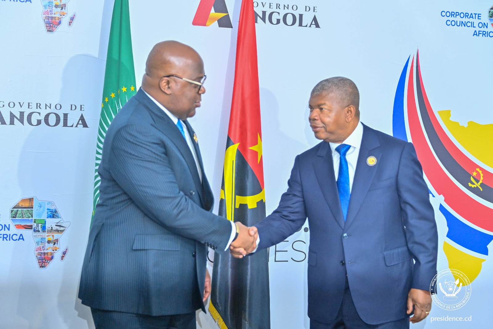 Félix Tshisekedi à Luanda pour le sommet mondial de la paix