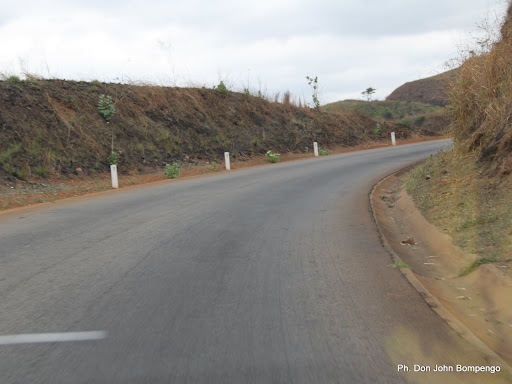 Taxi‑voyageurs sur la route Moanda‑Kinshasa dénoncent contrôles